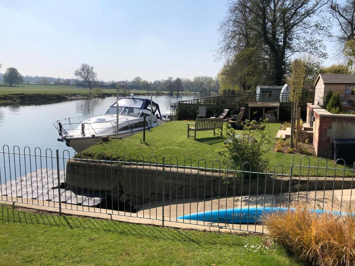 Thames Edge Rooms Wallingford Exterior photo